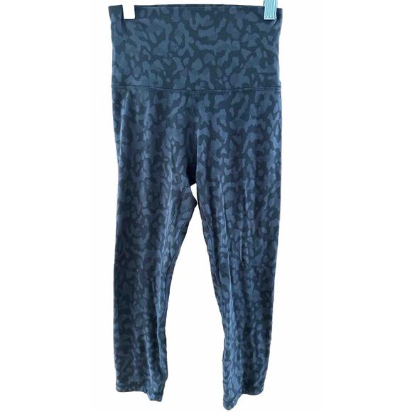 Lululemon Align 21 Inch High Rise Crop Size 2 - Great Camo Styke - Picture 1 of 7